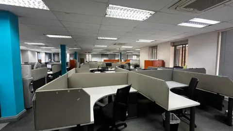 Silver Stream Business Park